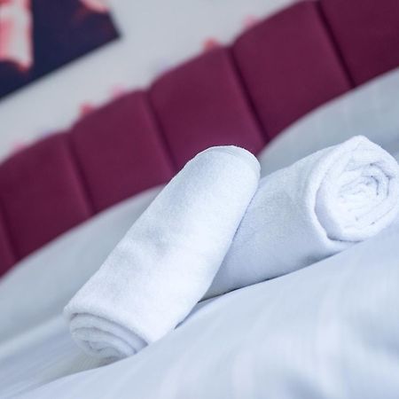 Royal Terrace Apartments كونييتش المظهر الخارجي الصورة