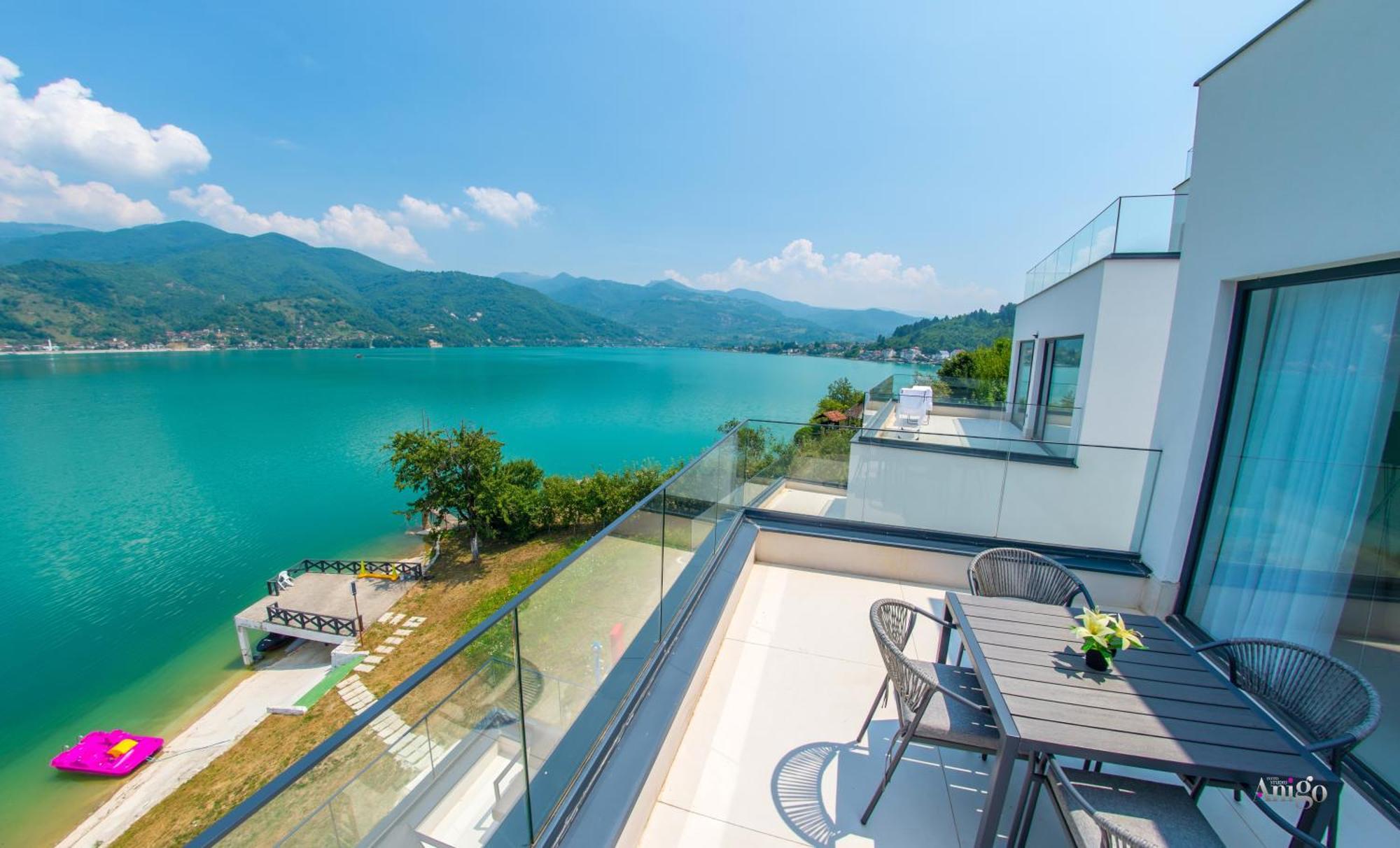 Royal Terrace Apartments كونييتش المظهر الخارجي الصورة