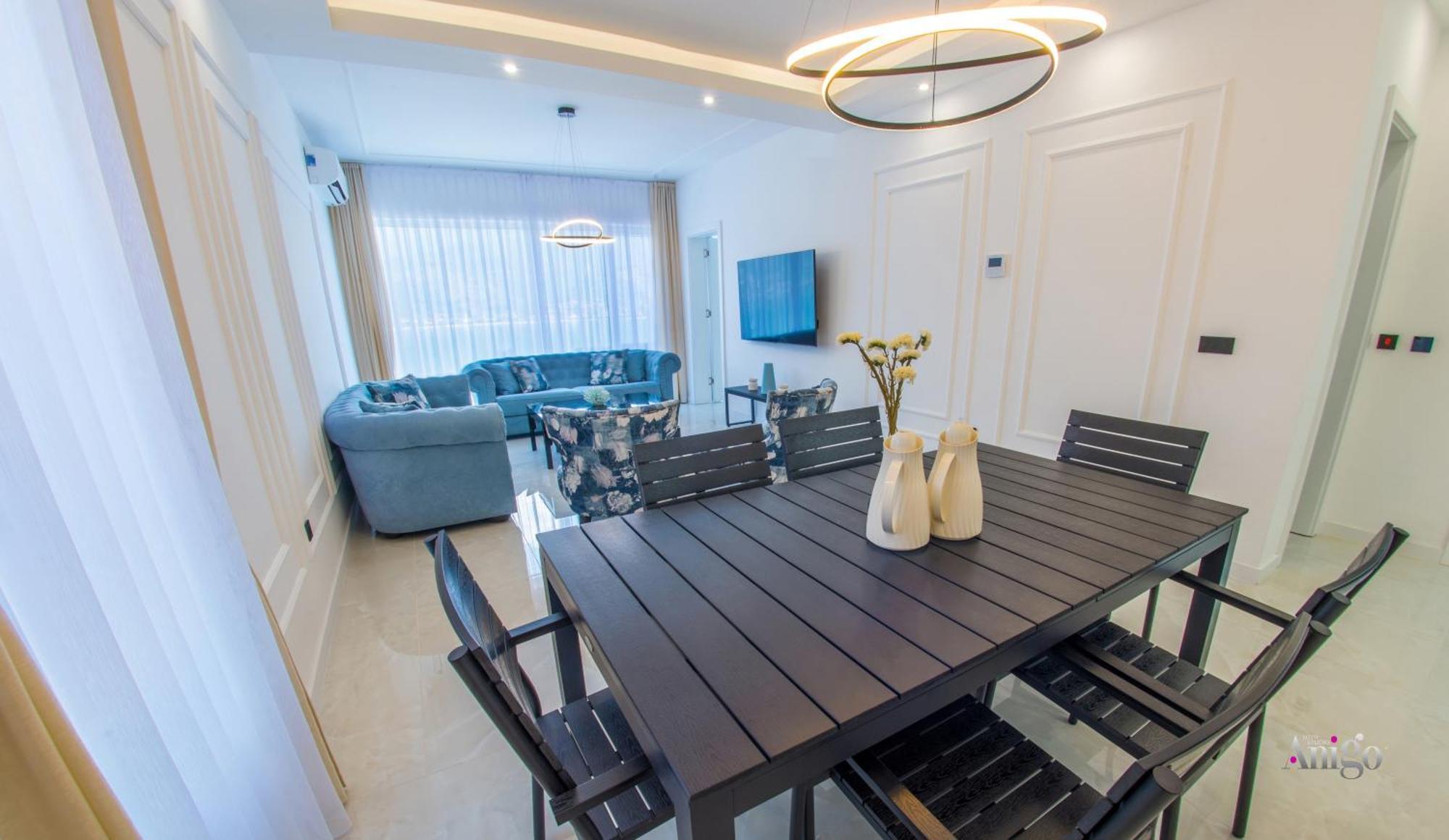 Royal Terrace Apartments كونييتش المظهر الخارجي الصورة